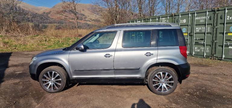 SKODA YETTI OUTDOOR 2LITRE TDI CR 4X4 SE 2010 FULL MOT STUNNING DRIVER 
