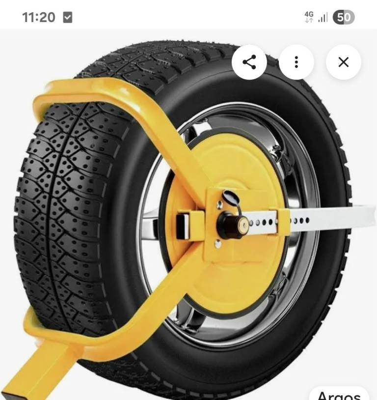 Wheel clamp for caravan 