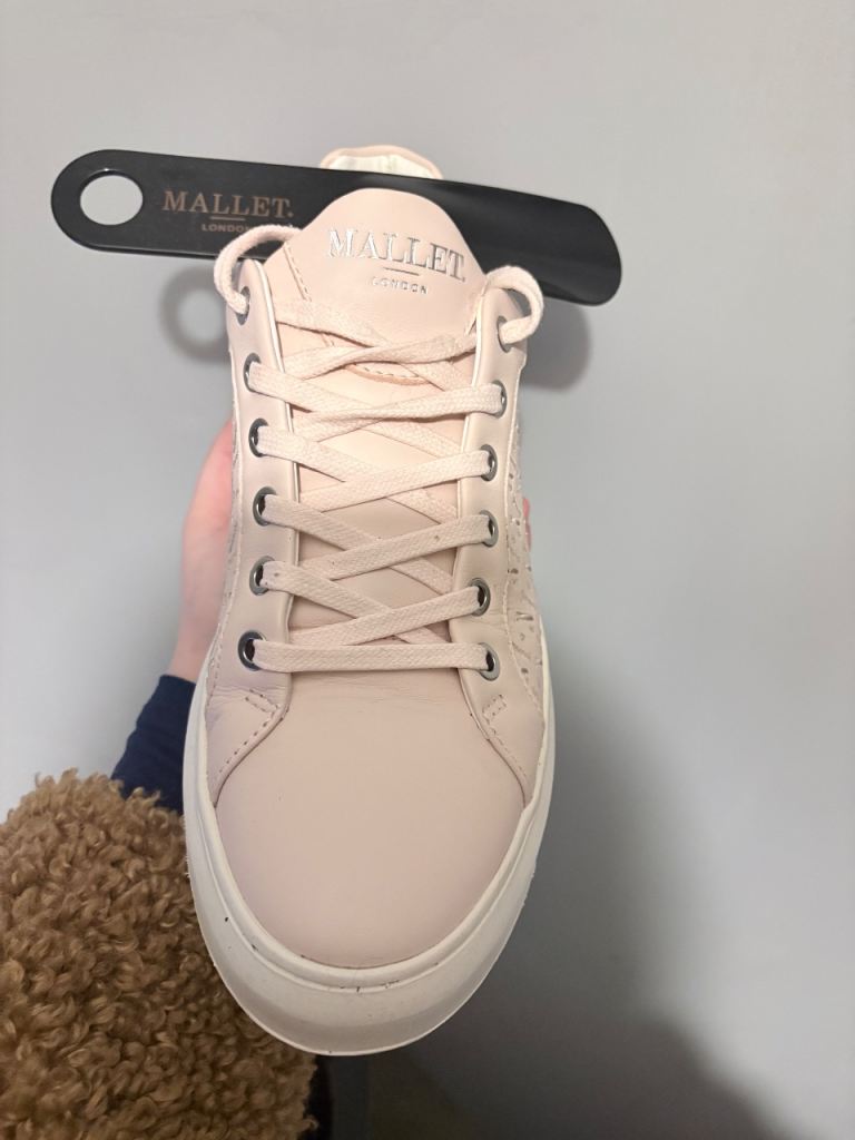 Mallet trainers with shoe horn and spare laces 