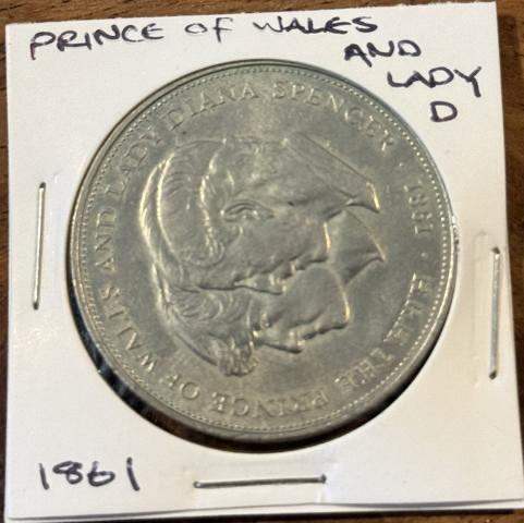 United Kingdom 1981 Royal Wedding crown - C057