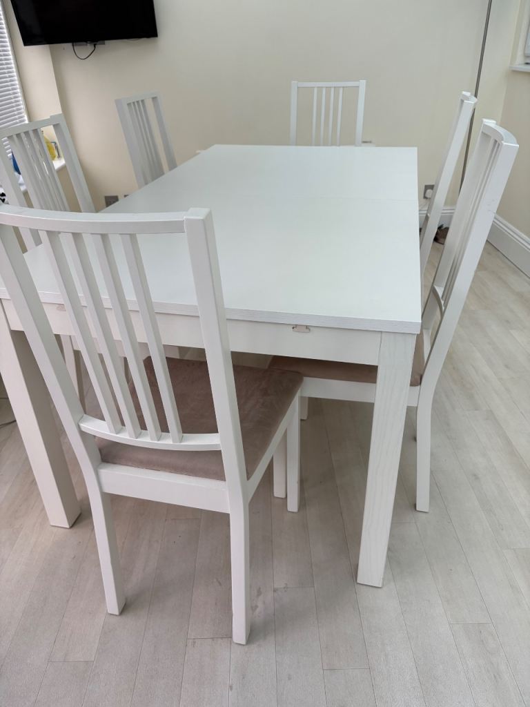 Dining Table and Chairs 