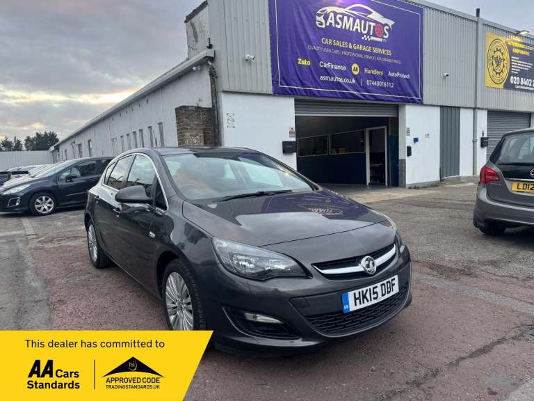 2015 Vauxhall Astra 1.4i Excite Euro 6 5dr HATCHBACK Petrol Manual