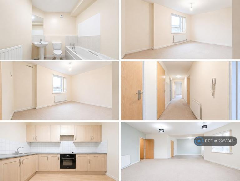 2 bedroom flat in West Cotton Close, Northampton, NN4 (2 bed) (#2963312)