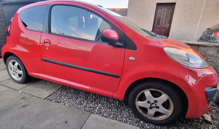 Peugeot, 107, Hatchback, 2012, Manual, 998 (cc), 3 doors