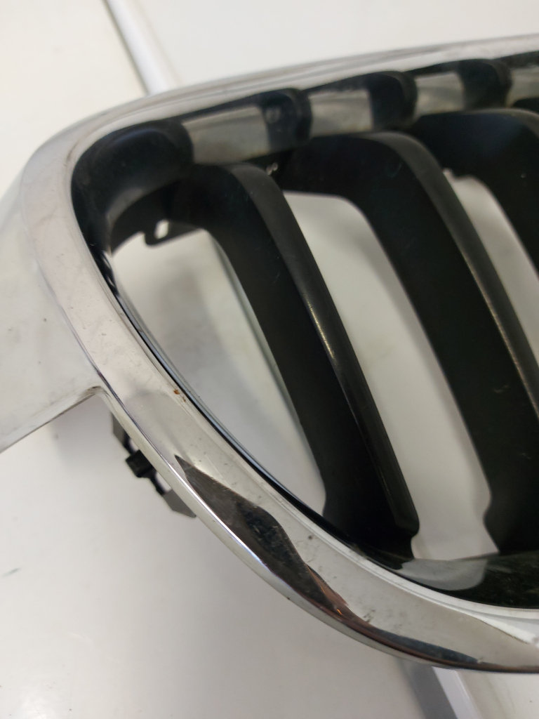 BMW f30/F31 genuine front kidney grill