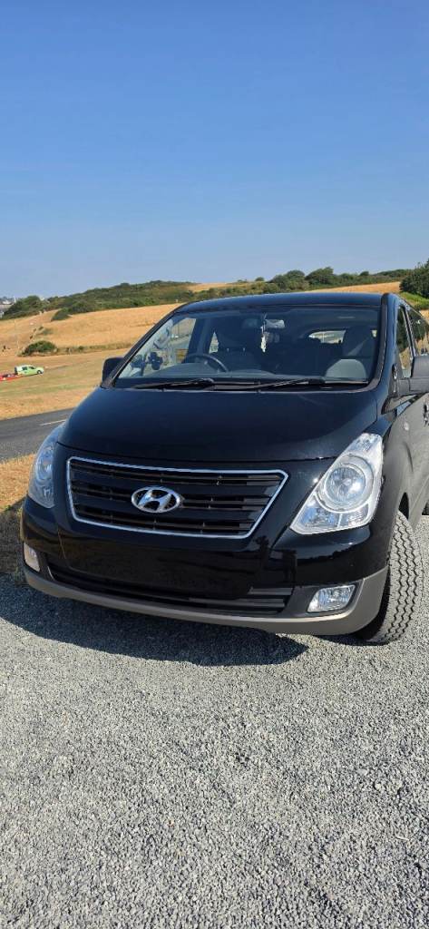 Hyundai, i800, MPV, 2017, Manual, 2497 (cc), 5 doors