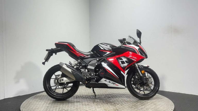 Lexmoto LXR SE TR 125 2022 9K NEW MOT 125CC SPORTS BIKE LEARNER 1 OWNER