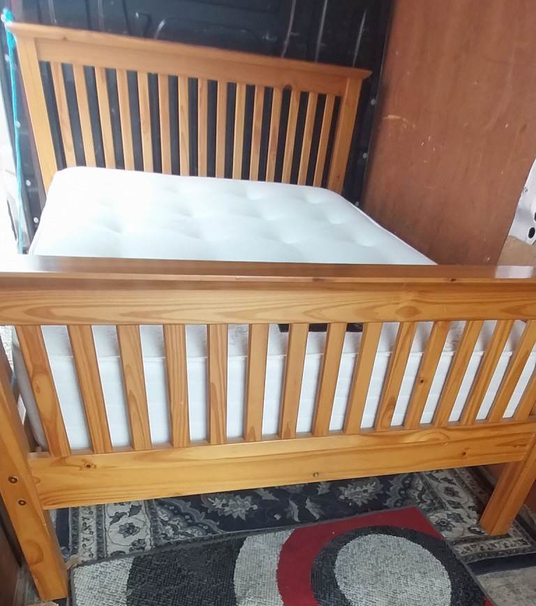 Julian Bowen Prescott Double Bed Frame with Mattress – Good Condition