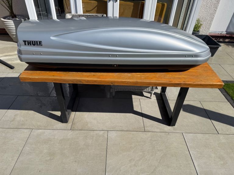 Thule Atlantis 600 roof box - used