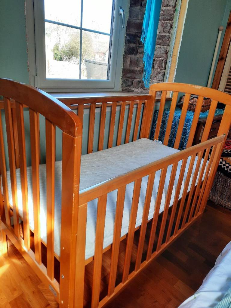 Wooden BR Baby Valencia Cot