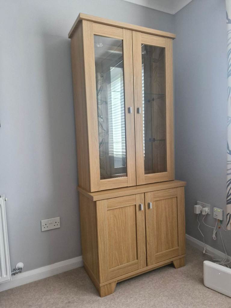 Display cabinet