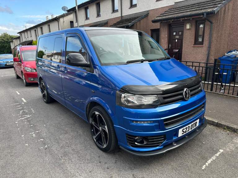 Volkswagen, CARAVELLE, MPV, 2005, Manual, 2460 (cc), 5 doors