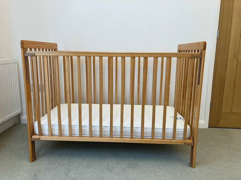 Solid Wood East Coast Baby Cot Bed and Mattress with 3 Mattress Levels