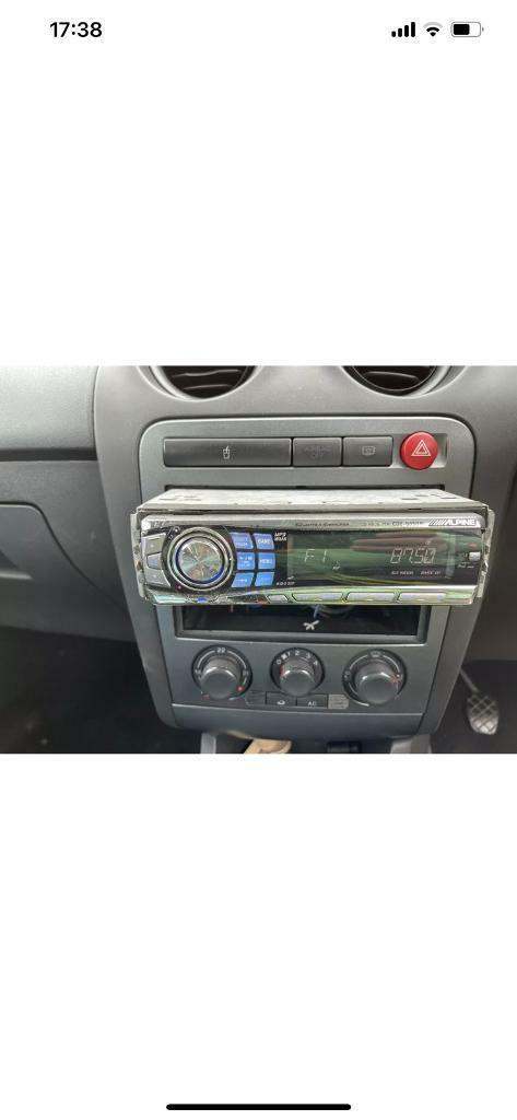 Alpine head unit CDE-9850RI Used