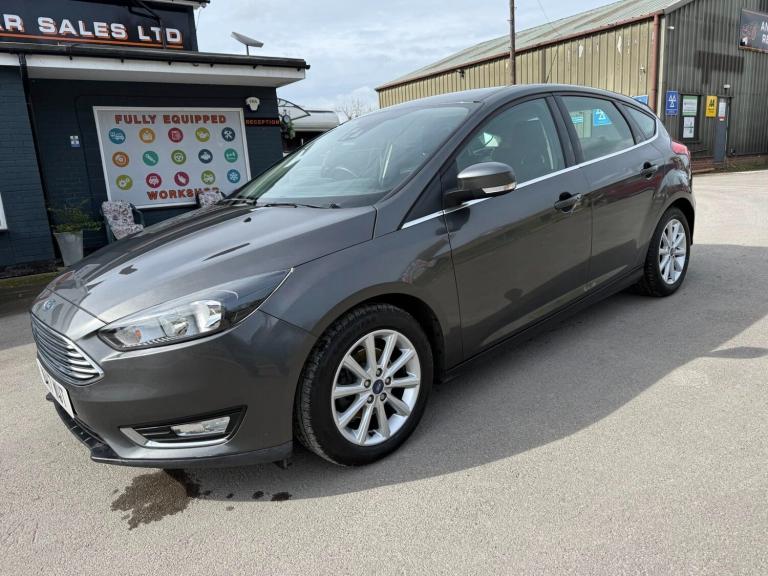 2017 Ford Focus 1.0 EcoBoost 125 Titanium 5dr Auto HATCHBACK Petrol Automatic