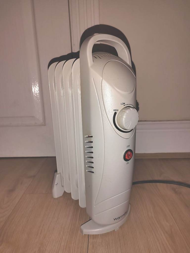Warmlite 650W 5 Fin Oil Filled Radiator Space Heater