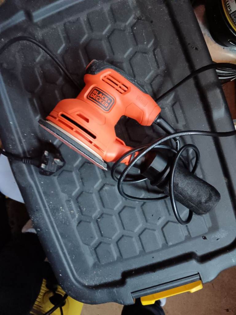 Brand new black and decker sander