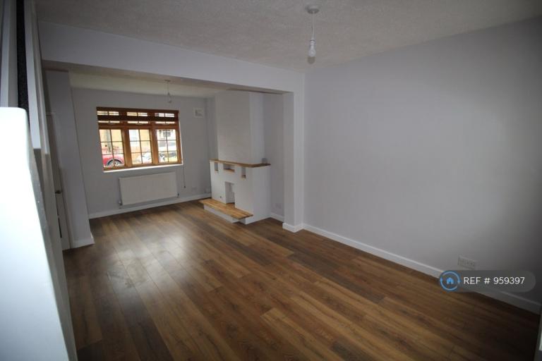 2 bedroom house in Glendish Road, London, N17 (2 bed) (#959397)