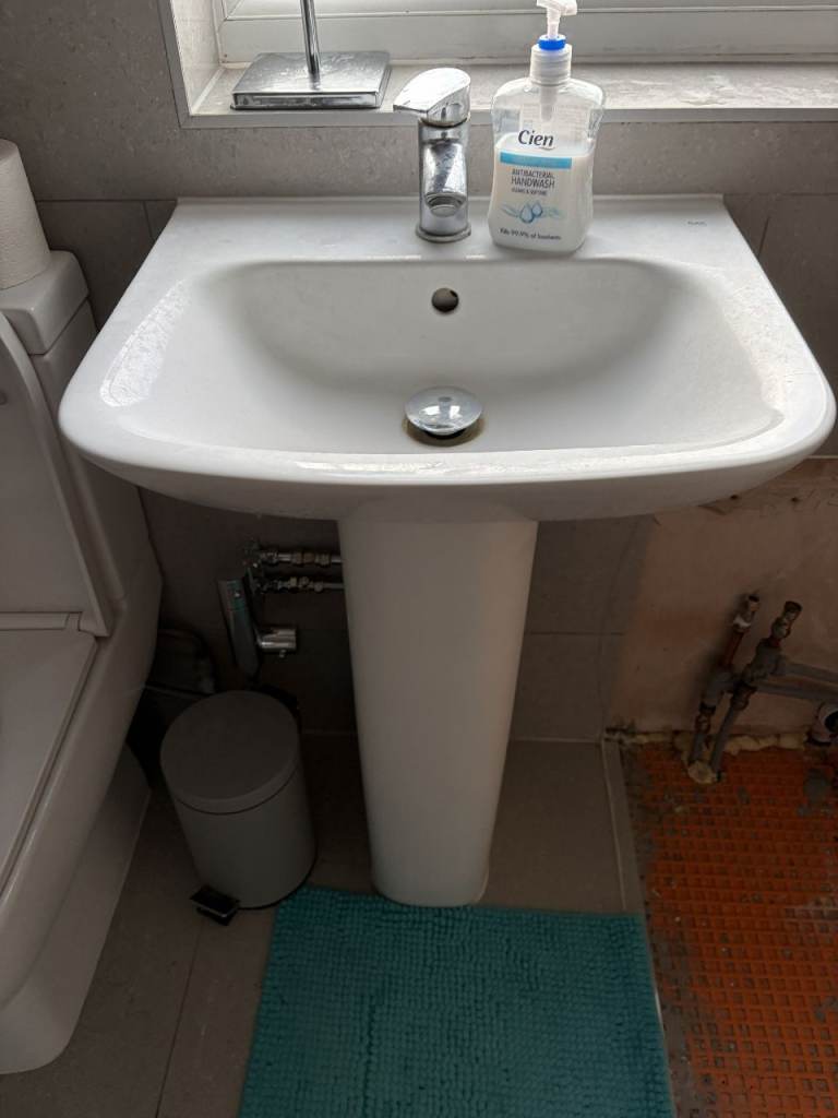BASIN sink RAK and pedestal, and Bristan tap