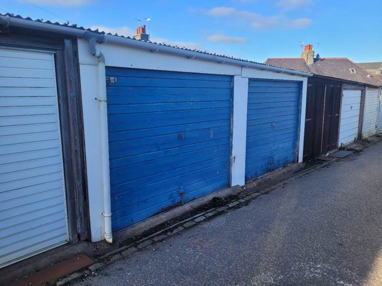 Double garage for rent, Clifton Lane. Aberdeen