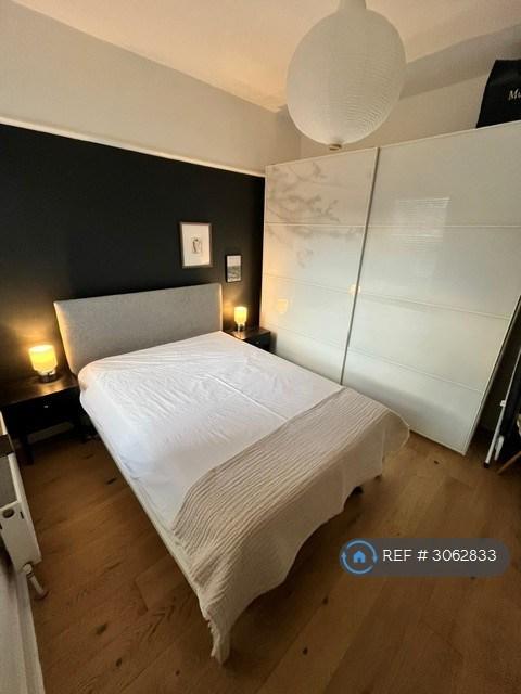 1 bedroom in Chertsey Road, London, E11 (#3062833)