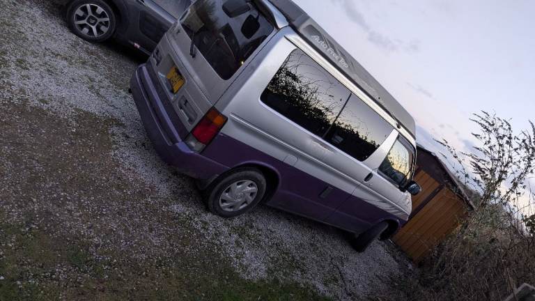 Mazda, 1997, 2490 (cc)