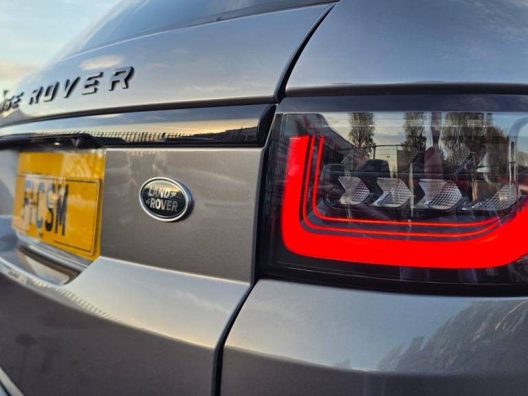 2020 Land Rover Range Rover Sport 3.0 SD V6 Autobiography Dynamic SUV 5dr Diesel Auto 4WD Euro 6 ...