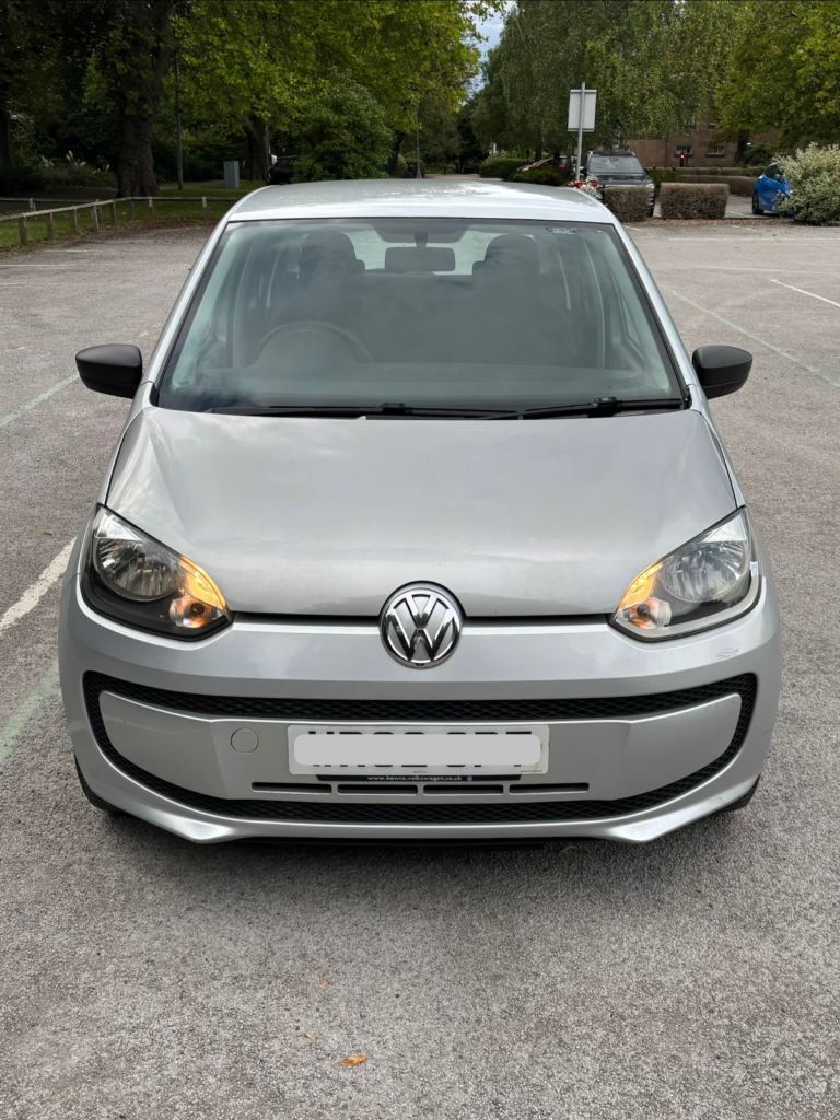Volkswagen, UP, Hatchback, 2012, Manual, 999 (cc), 5 doors