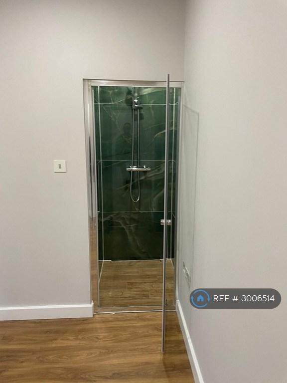 2 bedroom house in Central Park Avenue, Dagenham, RM10 (2 bed) (#3006514)