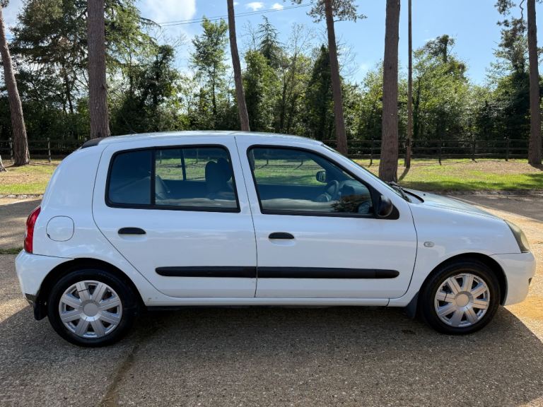 Renault, CLIO, Hatchback, 2008, Manual, 1461 (cc), 5 doors