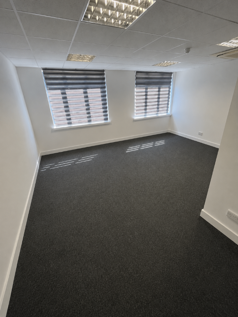 Beauty room to rent in Park Royal NW10. 