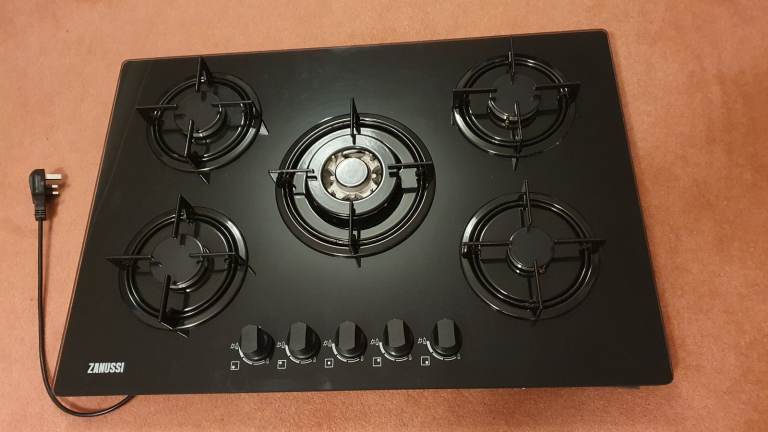 Zanussi gas hob - 5x Burners