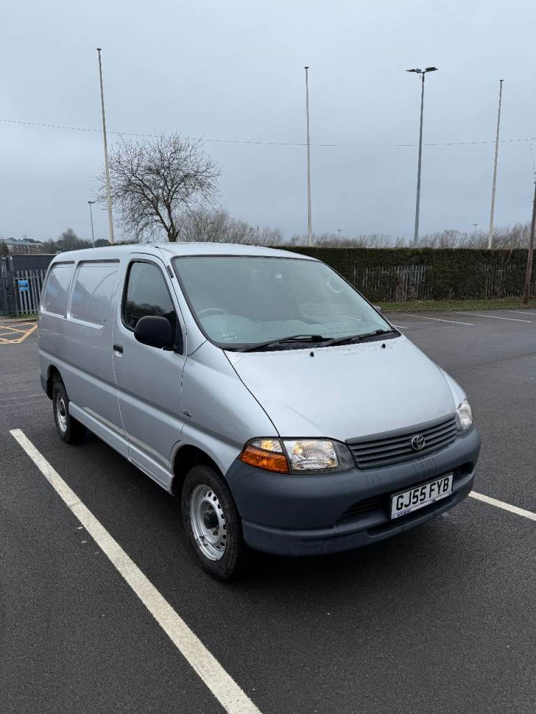 Toyota, HIACE, Panel Van, 2005, Manual, 2494 (cc)