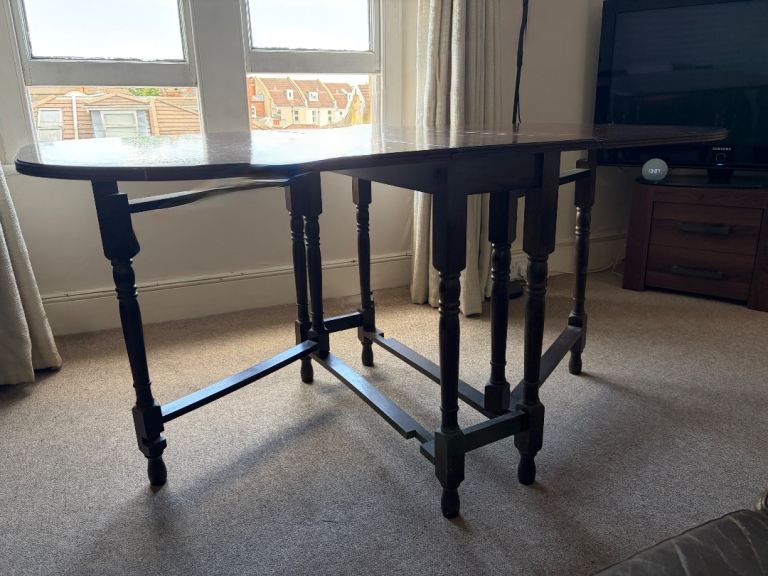 Vintage Wooden Drop Leaf Dining Table – Needs TLC