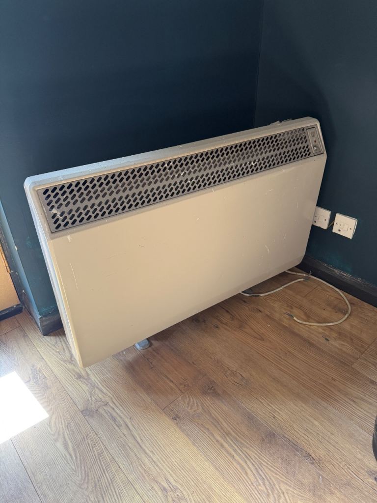 Free storage heater radiator 