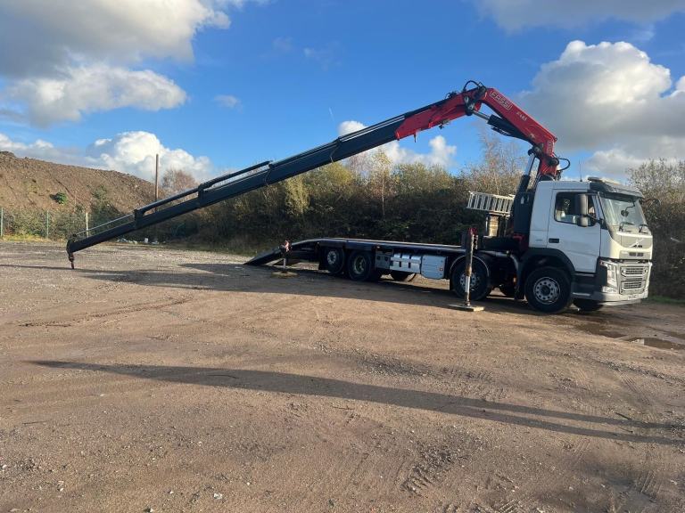 Volvo FMX 450 8X2 48.4TM REMOTE FASSI CRANE , WINCH, CHEESEWEDGE , FULL MOT