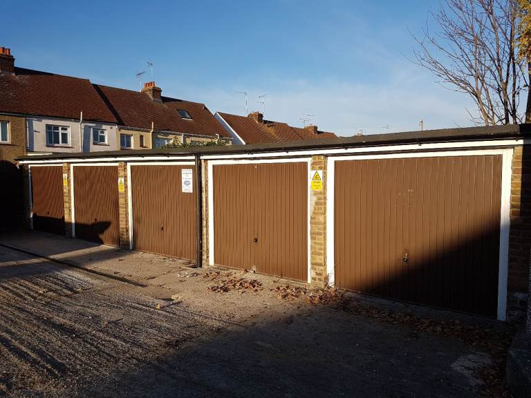 Garage to rent: Hardy Avenue (adj. 36) Northfleet, Gravesend, Kent, DA11 7EN