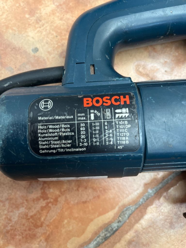 Bosch jigsaw GST 60 PBE