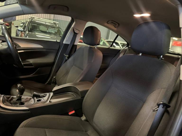 2015 Vauxhall Insignia 2.0 CDTi [140] ecoFLEX Design 5dr [Start Stop] HATCHBACK DIESEL Manual