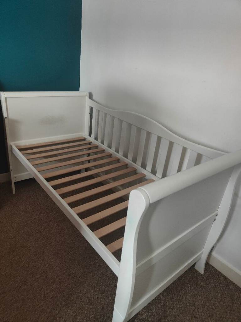 White Wooden Toddler Bed - Good Condition