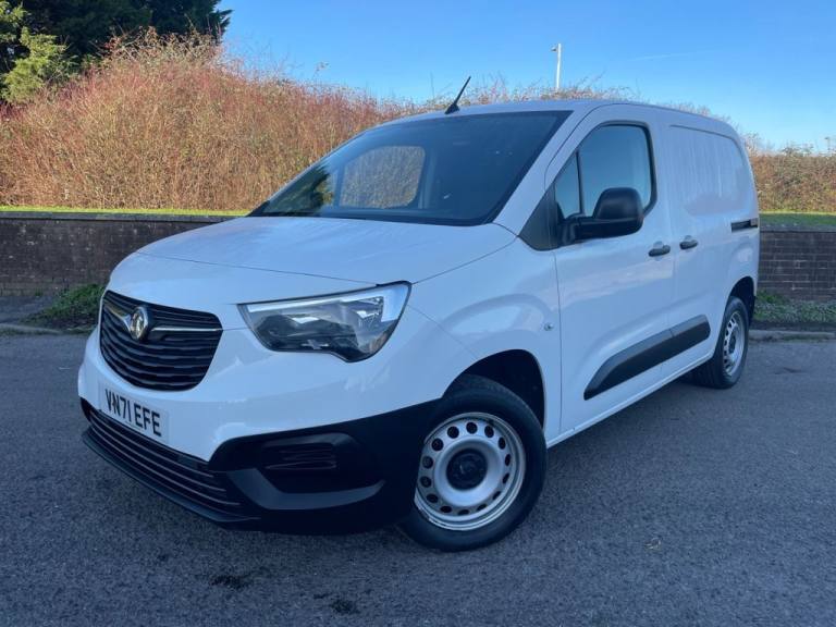 2021 Vauxhall Combo 2300 1.5 Turbo D 100ps H1 Dynamic Van PANEL VAN DIESEL Manual