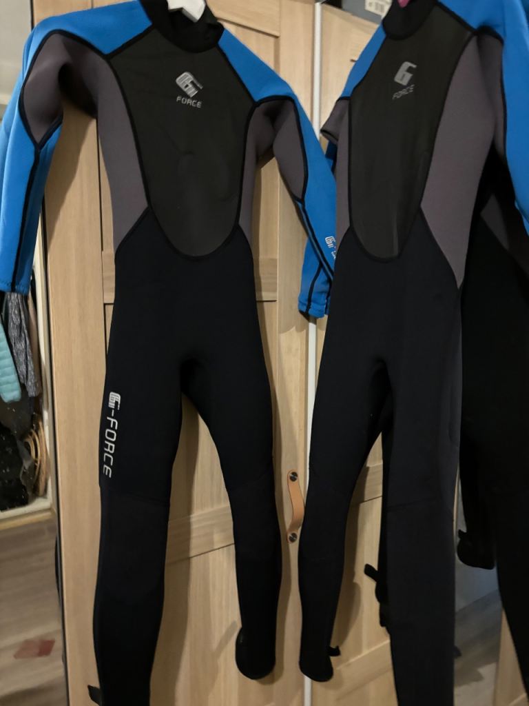 2x GUL G-Force Junior 3MM Back Zip Wetsuit