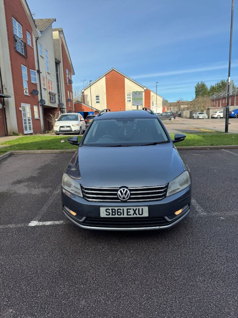 Volkswagen, PASSAT, Estate, 2011, Manual, 1598 (cc), 5 doors