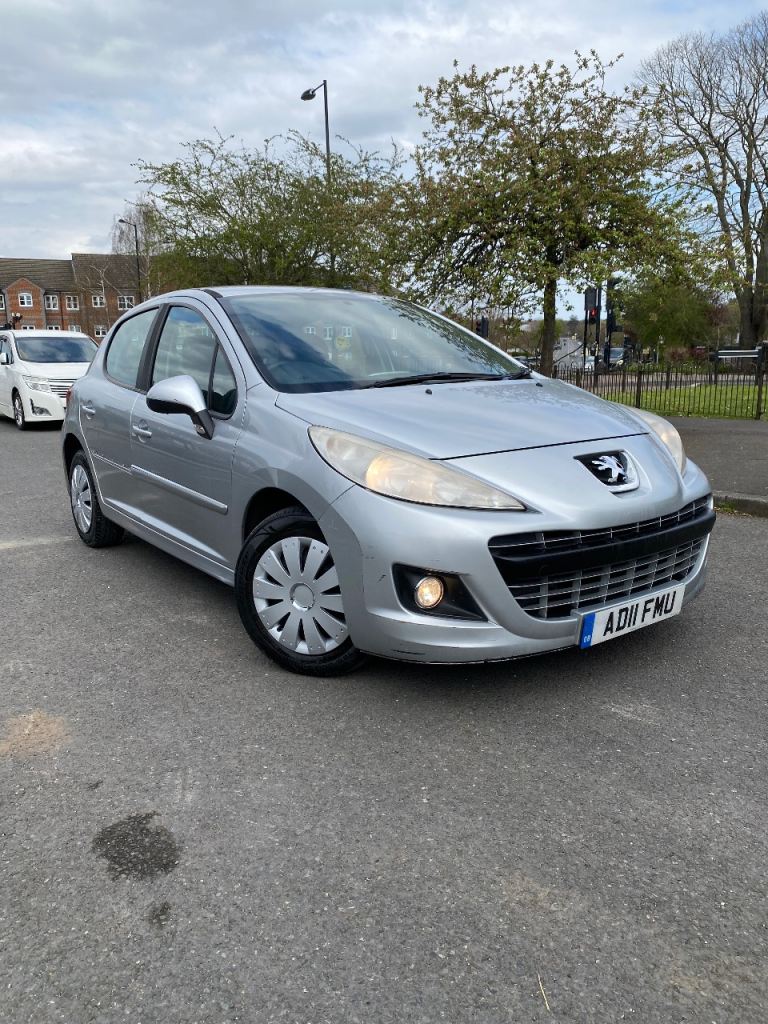 Peugeot 2011 manual 1.4 ulez free