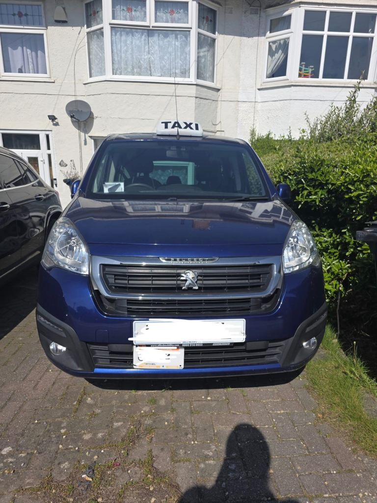 Peugeot, PARTNER TEPEE, MPV, 2019, Manual, 1560 (cc), 5 doors