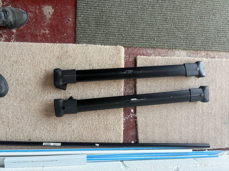 Dacia Duster low profile roof rack