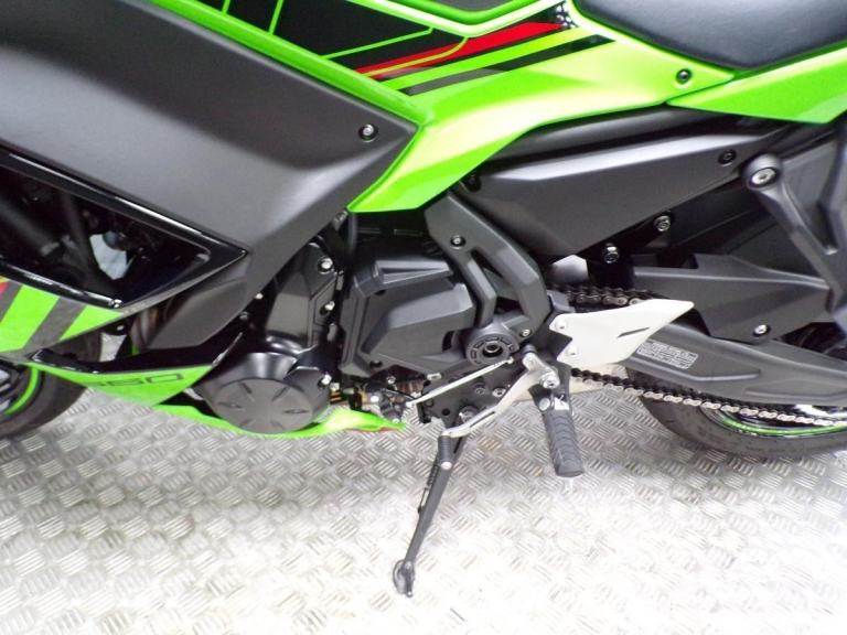 2023 KAWASAKI NINJA 650 WITH LOW MILEAGE