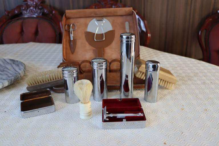 Antique - Classic Mens Travel Care Kit - Perfect Condition