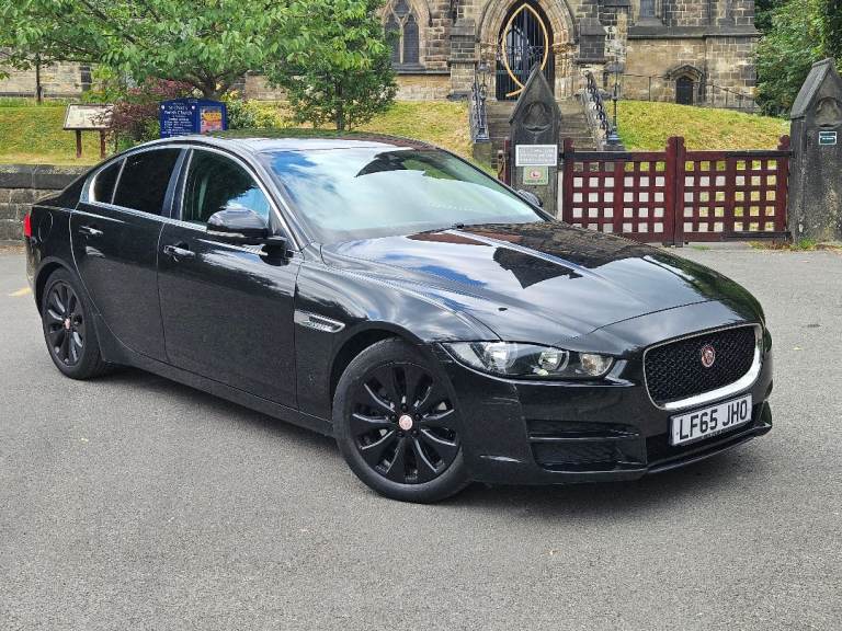 2015 jaguar XE 2.0D £20 Tax Ulez compliant euro 6 full leather Interior heated seats 