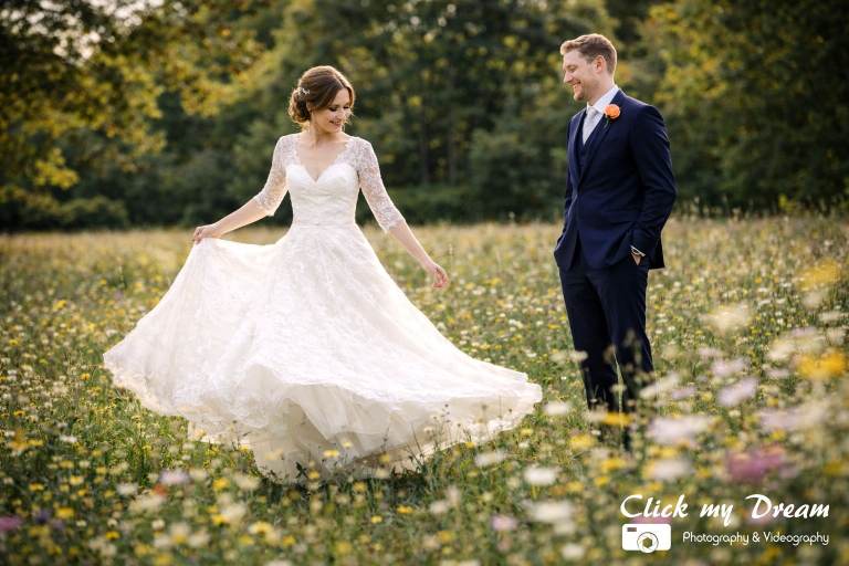 📸🎥 Male & Female Wedding Photographers & Videographers – Affordable Packages (UK Registered)